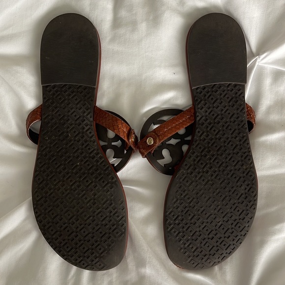 Tory Burch Sandals - Picture 4 of 6